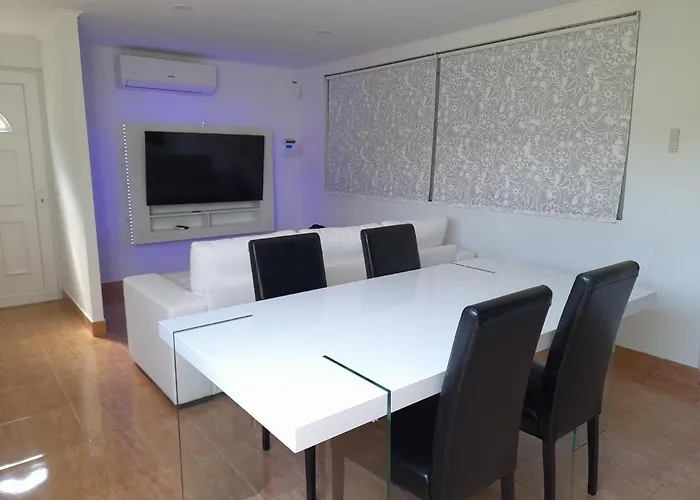 Refugio Singelo * Espinho (Aveiro)